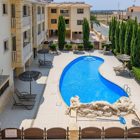 Blue Serenity Complex Larnaca Esterno foto